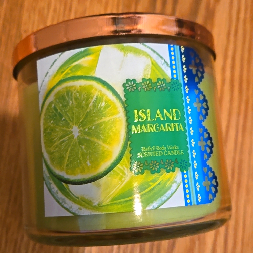 Island Margarita 3-Wick Candle